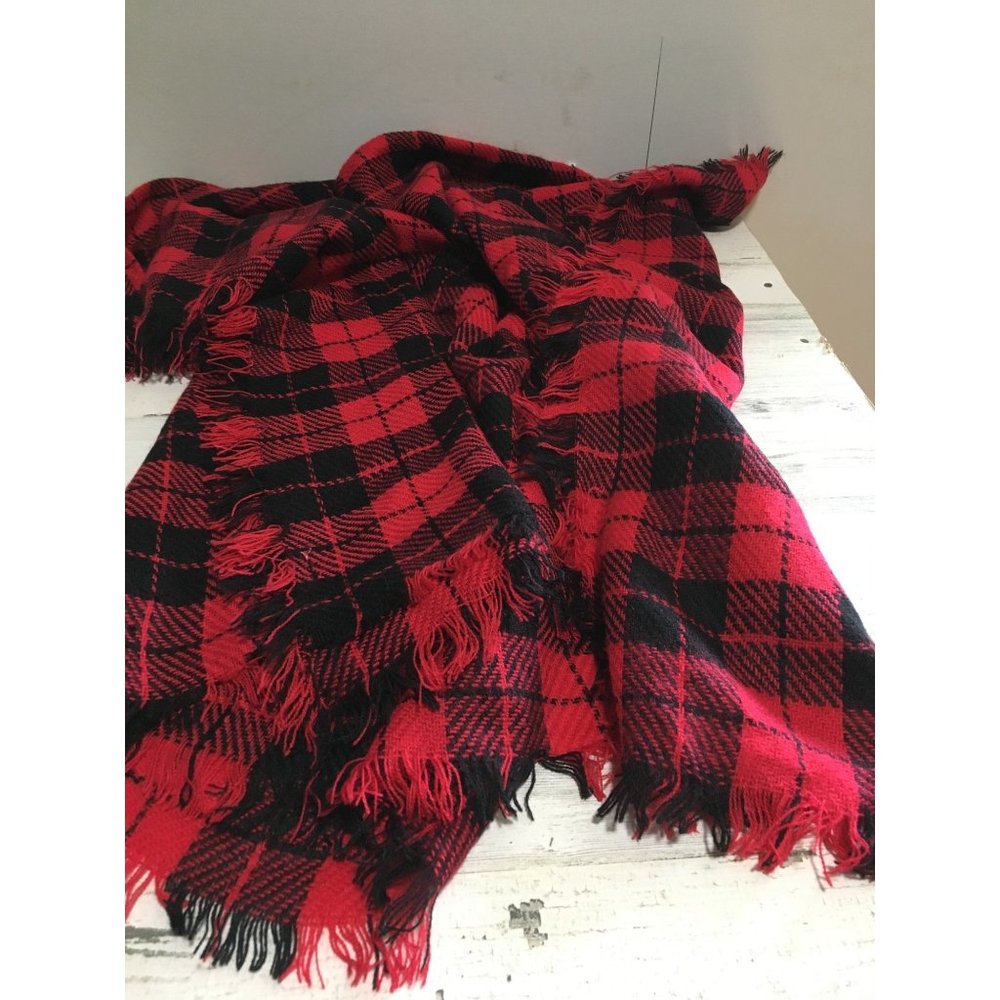 Black red plaid blanket scarf wrap with fringe approximately 51”x58”